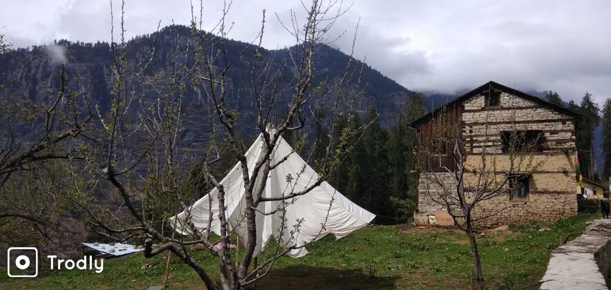 The Hampta Experience: Experiential Stay in Wilderness Snow Lodge at 9200 feet (2 Days)