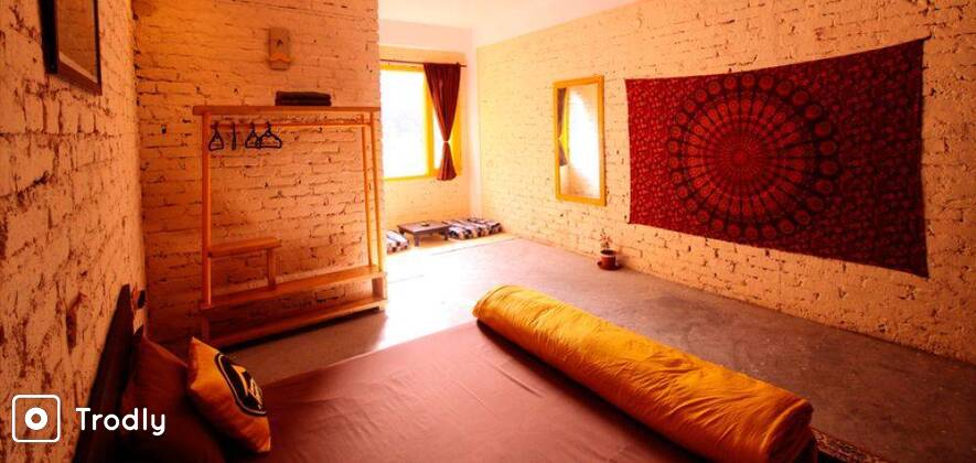 Kheerganga Trek With Backpacker Stay In Kasol