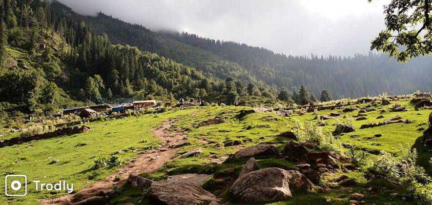 Kheerganga Trek With Backpacker Stay In Kasol