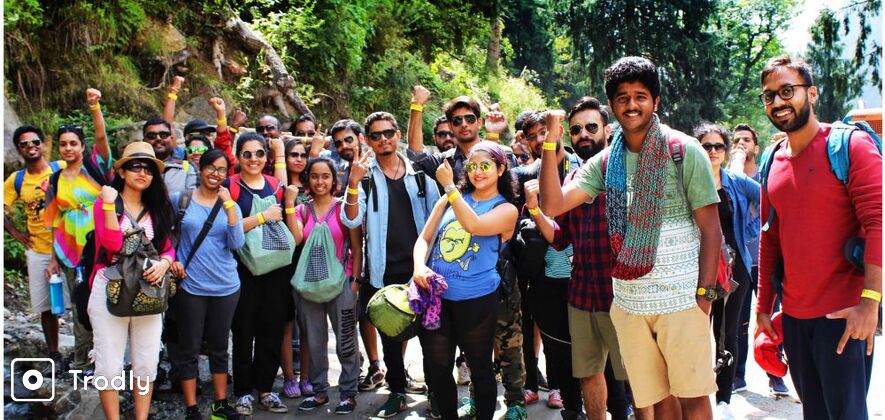 Kheerganga & Tosh trek with backpacker stay in Kasol