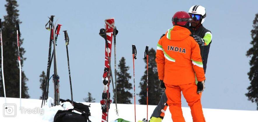 Auli Ski Course 2018
