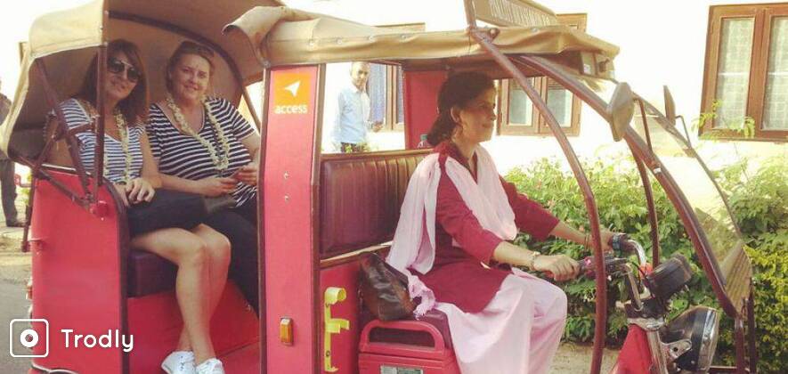 Jaipur Craft Tour In Eco-Rickshaw