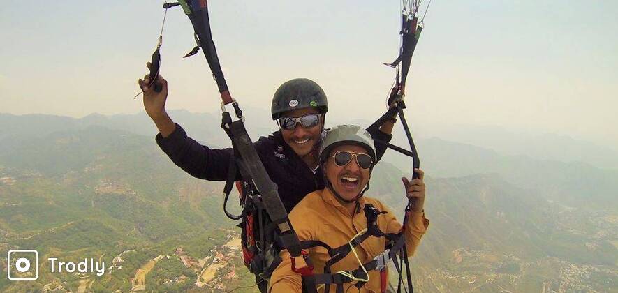 Acrobatic Paragliding in Kamshet