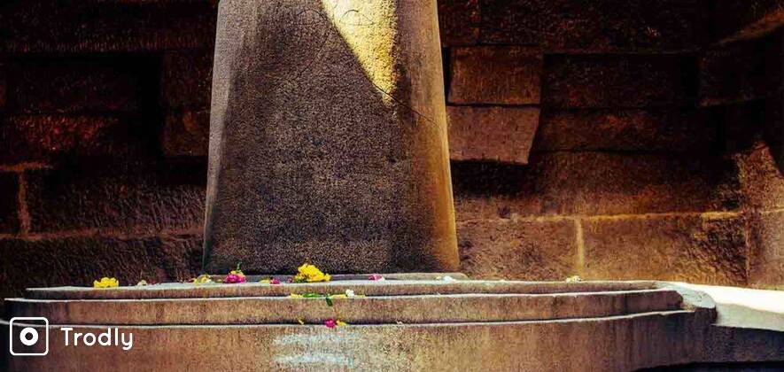 A Guided Walk Through The Ancient Kingdom of Hampi