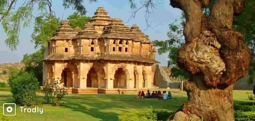 Full Day Private Heritage Tour of Hampi