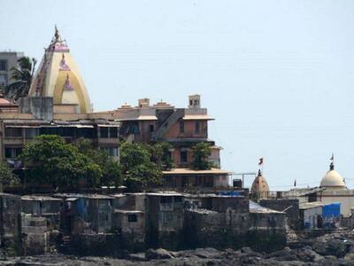 Walking Tour Of Temples Of Mumbai