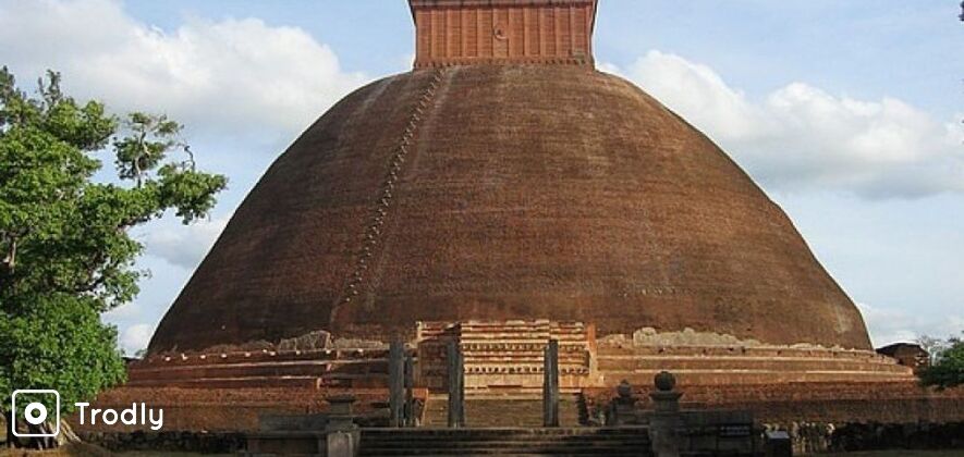 Private Day Tour to Anuradhapura