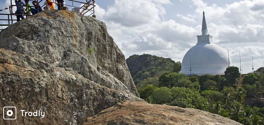 Private Day Tour to Anuradhapura