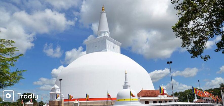 Private Day Tour to Anuradhapura