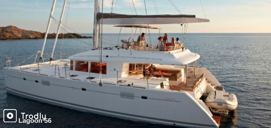 Ultra Luxury Sailing Experience In Private Yacht In Mumbai