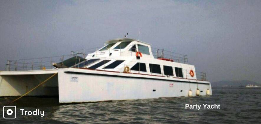 Chartered Party Yacht In Mumbai