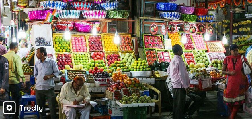 Street Shopping Tour In Mumbai