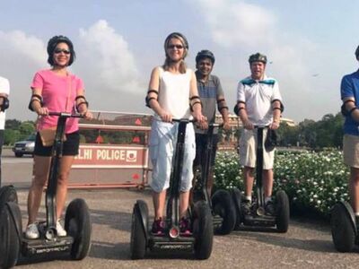 Popular Landmarks of Delhi on a Segway