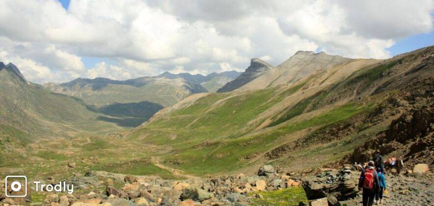 Kashmir Lakes Trek