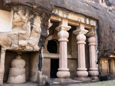 Junnar Sightseeing 2-Day Tour from The City of Mumbai