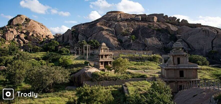 Guided Tour of Chitradurga Fort from Bangalore