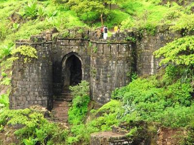 Sinhagad Fort Guided Trip from Pune