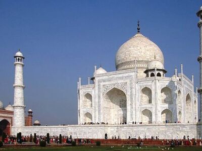 Mathura-Vrindavan & Agra 2 Day Sightseeing Tour from Delhi
