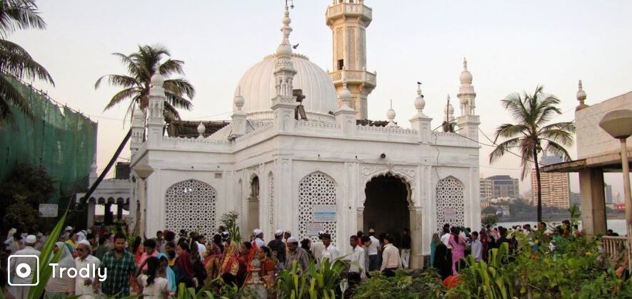 Dargahs of Mumbai Half Day Guided Tour