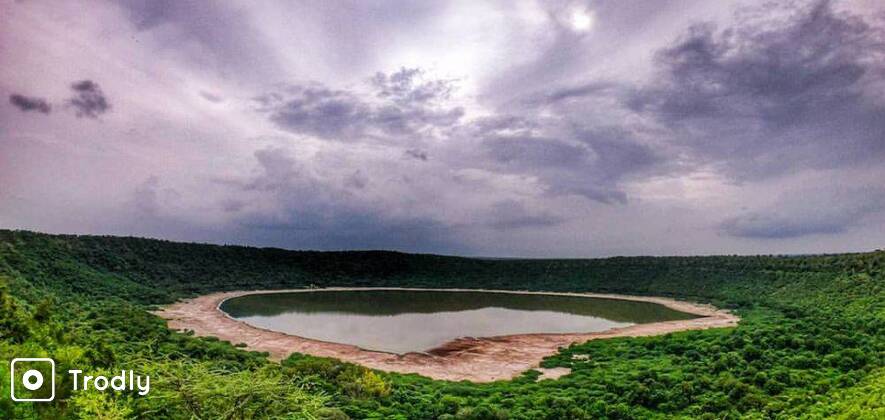 Lonar Crater Private Sightseeing Day Tour from Aurangabad