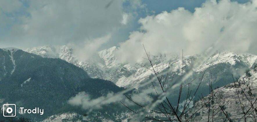 Saurkundi Pass Trek