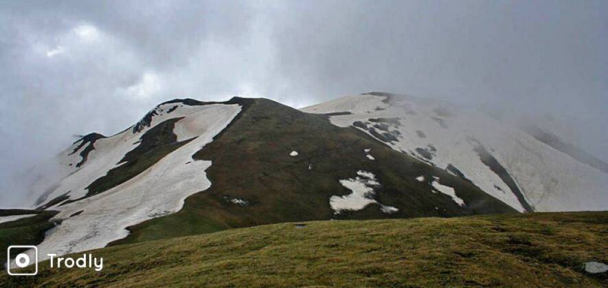Saurkundi Pass Trek