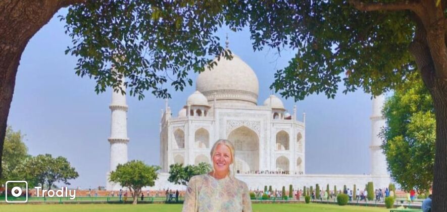 Taj Mahal, Agra Fort, Baby Taj Day Tour by Car from Delhi