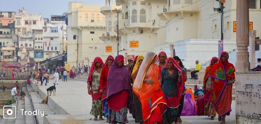 Pushkar Sightseeing Guided Tour from Bikaner to Jaipur One Way Drop