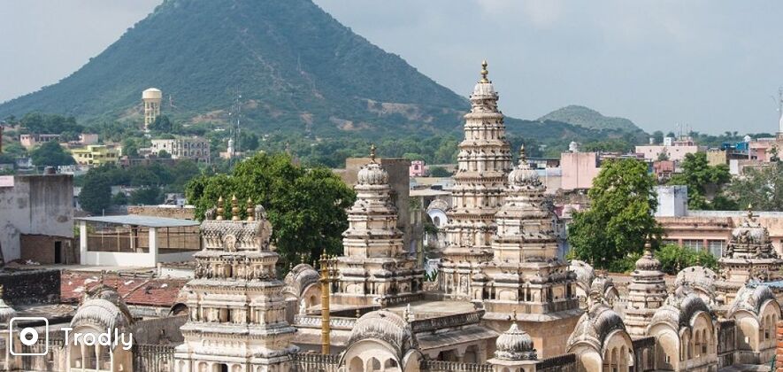 Pushkar & Chittorgarh Fort Guided Sightseeing Day Tour from Jaipur with drop at Udaipur