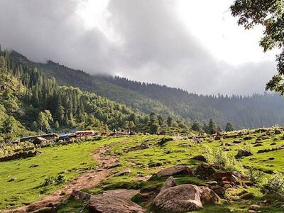 Camping at Kasol and Kheerganga Trek