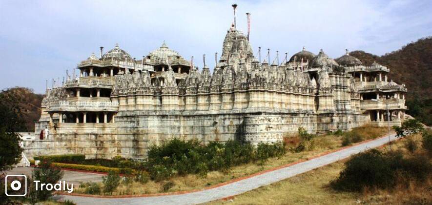 Ranakpur Jain Temple & Kumbhalgarh Fort Day Tour from Jodhpur City