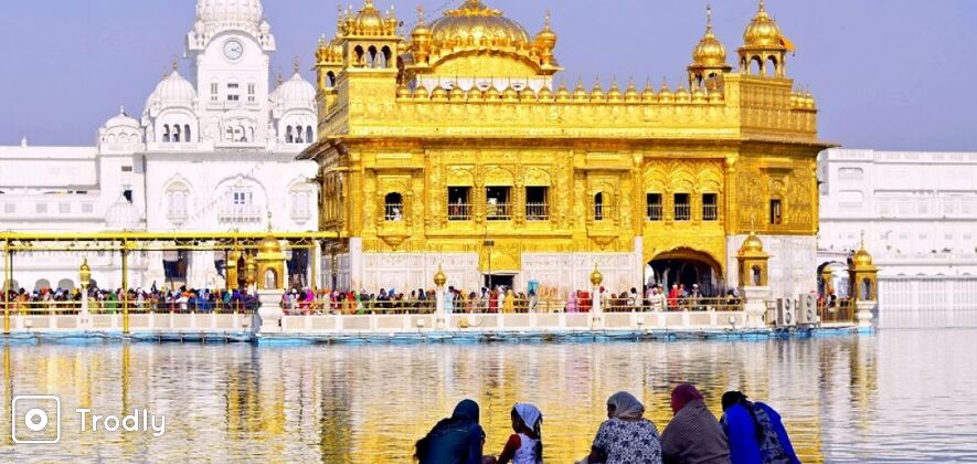 Amritsar City Guided Sightseeing Day Tour in Private Car All Inclusive