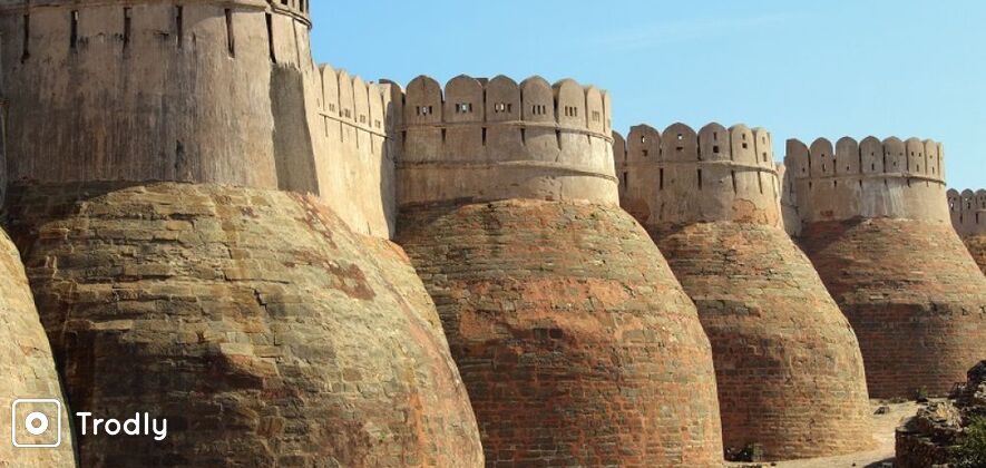Watch Kumbhalgarh Fort and Ranakpur Temple with Jodhpur Drop from Udaipur