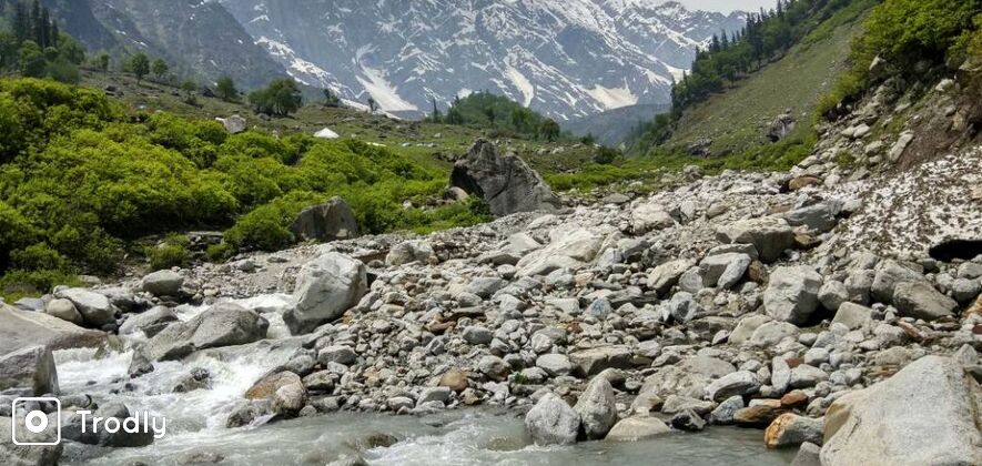 Kheerganga & Tosh Trek with Kasol Camping