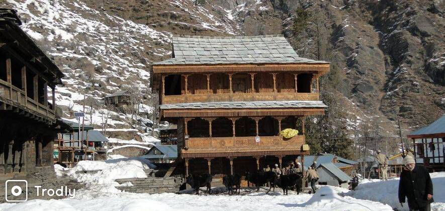 All Girls Parvati Valley Trekking Adventure