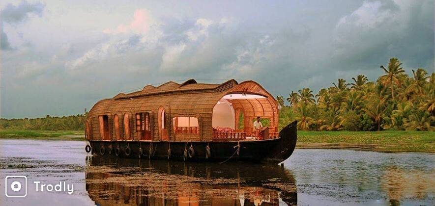 Alleppey Backwater Private Houseboat Cruise