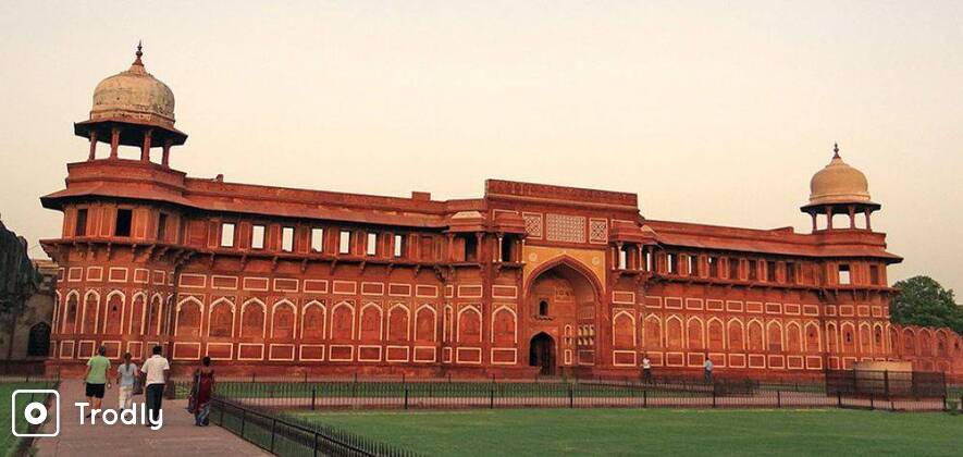 Taj Mahal Full-Day Private Tour from Delhi