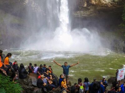 Trek to Devkund Waterfall