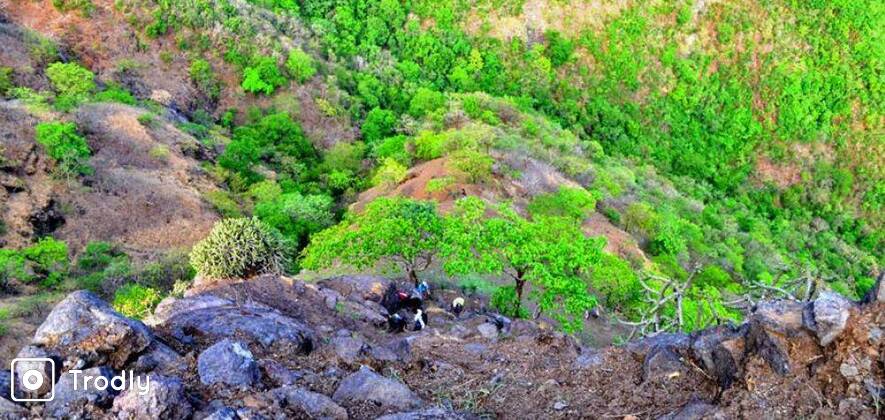 Trek from Chandragad to Arthur seat (Dhawalya Ghat)