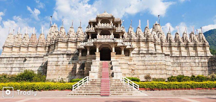 Kumbhalgarh & Ranakpur Day Tour from The City of Udaipur