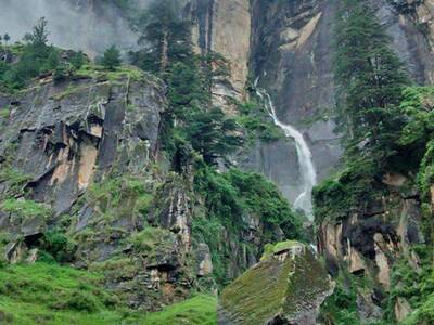 Trek to Vashisth Hot Springs & Jogini Water Falls